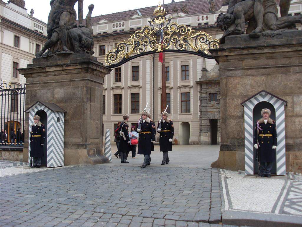 點(diǎn)擊查看源網(wǎng)頁(yè)